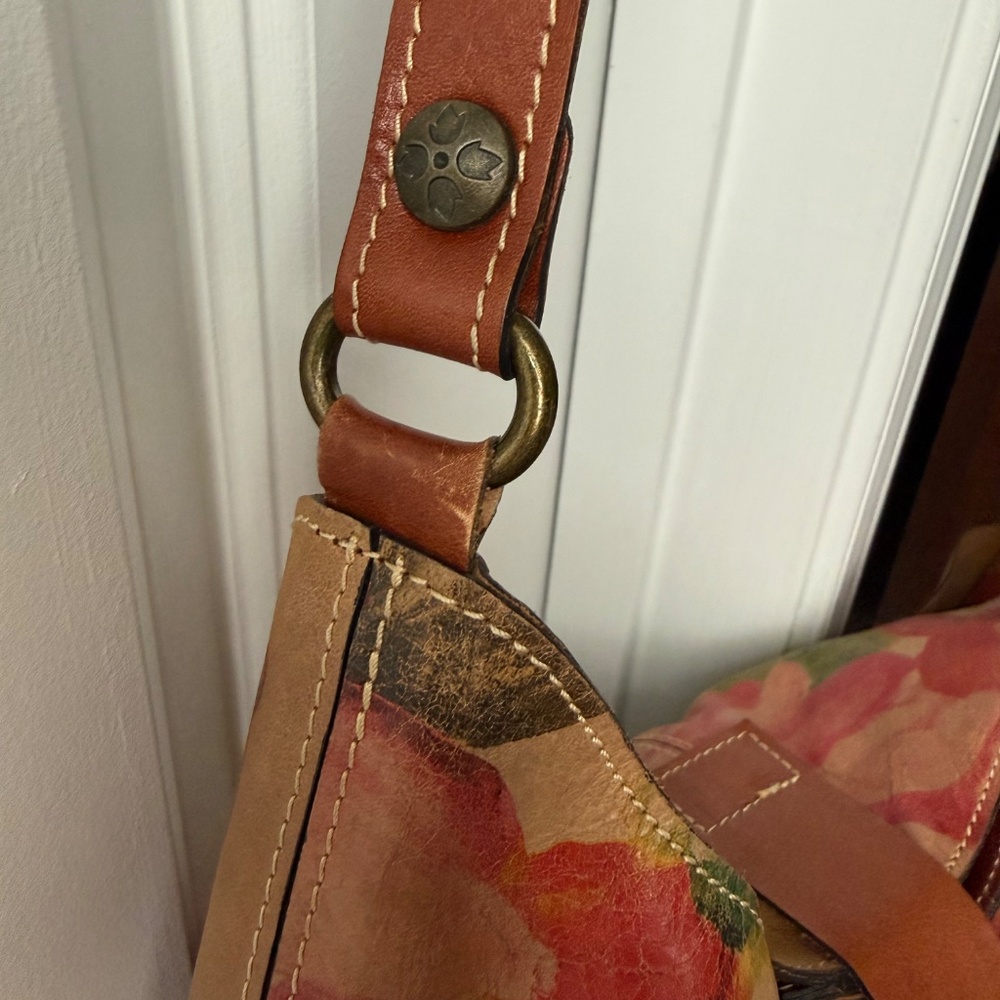 Patricia Nash spring floral hobo shoulder bag - Picture 6 of 15